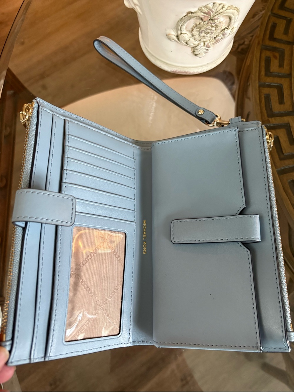 🩵💛MICHAEL KORS DOUBLE ZIP POWDER BLUE & GOLD METALLIC LEATHER ART DECO WRISTLET! - Picture 6 of 7